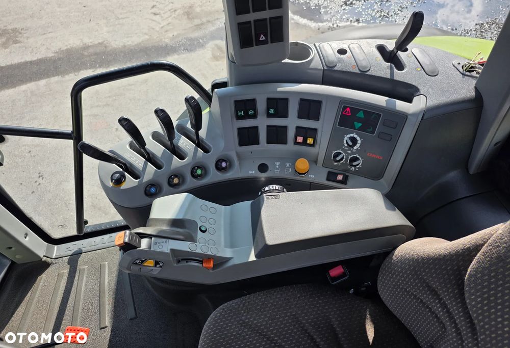 Claas Arion 640 Cis - 15