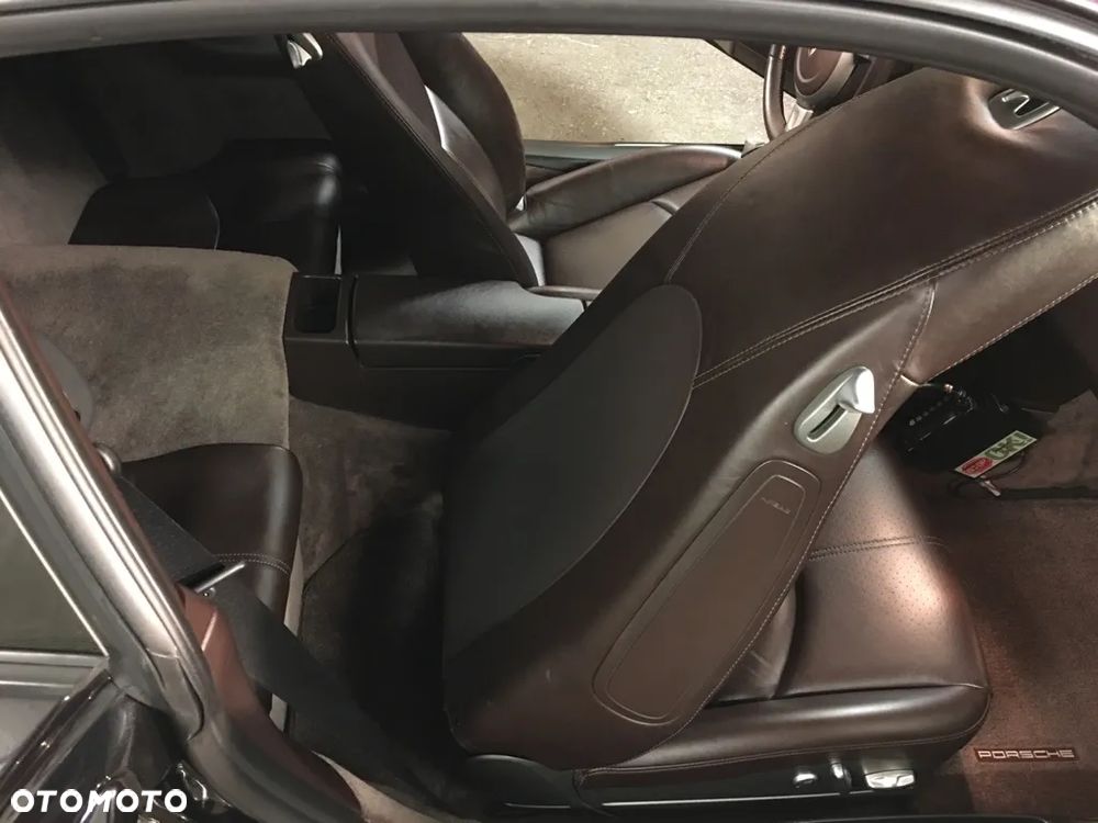 Porsche 911 Turbo Tiptronic S - 15