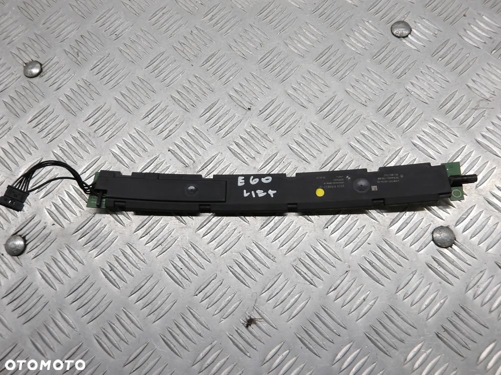 BMW E60 LIFT 07-10 WZMACNIACZ ANTENOWY 9193832 - 1