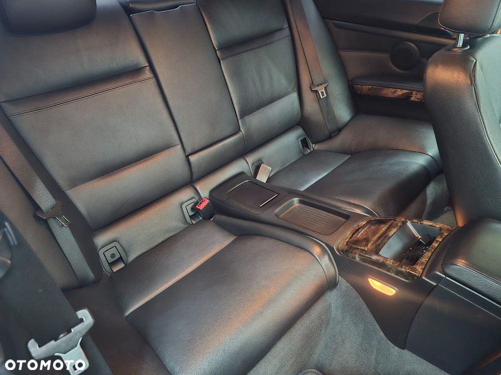 BMW Seria 3 - 12