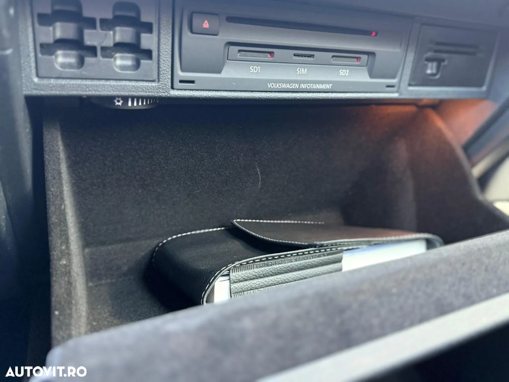 Volkswagen Golf 1.6 TDI DSG Comfortline - 18