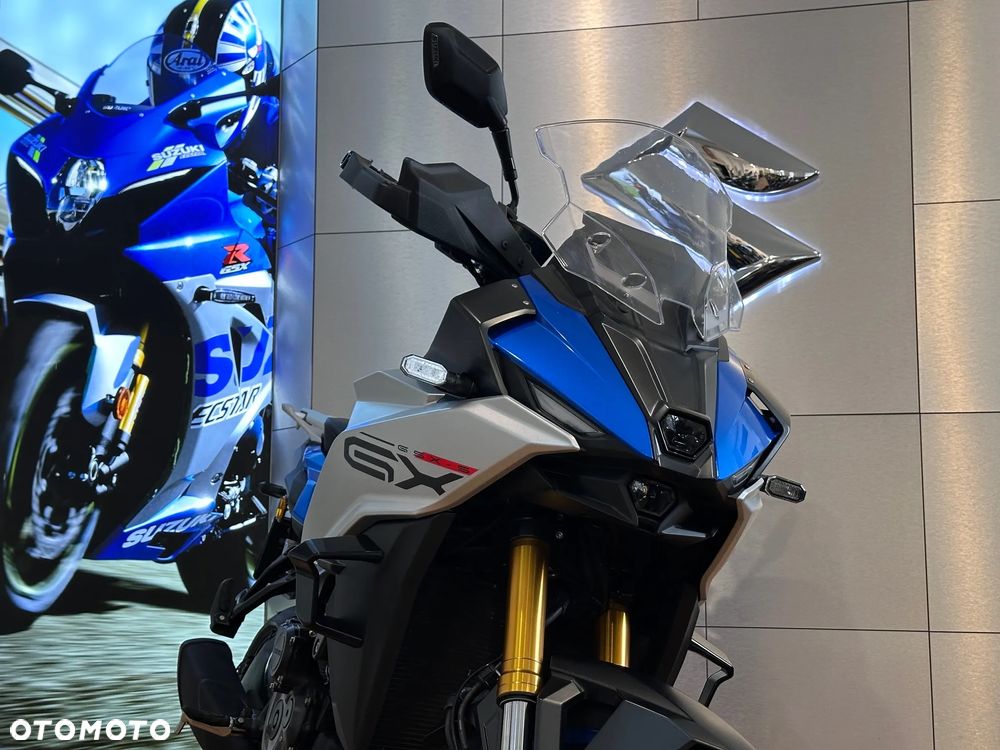 Suzuki GX - 3