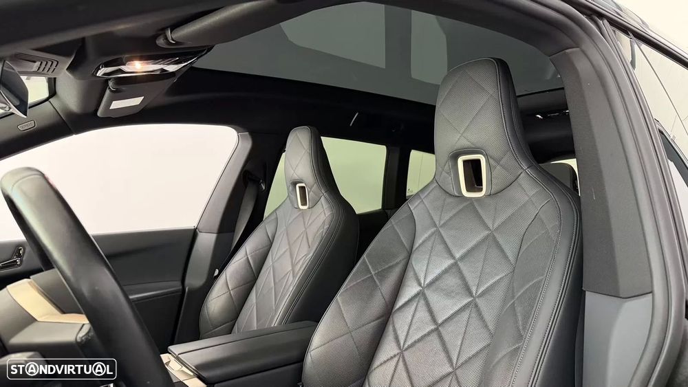 BMW iX xDrive 50 Pack Desportivo - 29