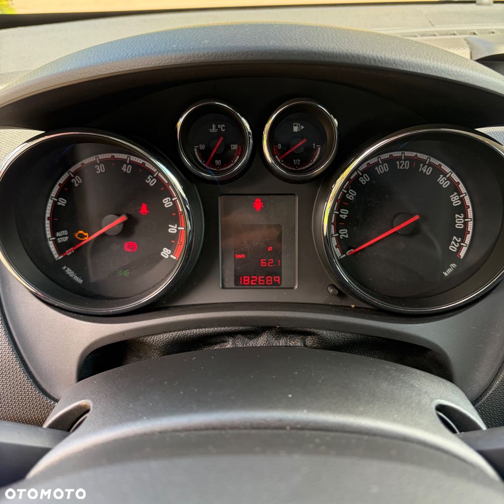 Opel Meriva - 22