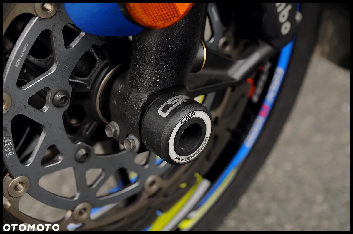 Suzuki GSX-R - 19