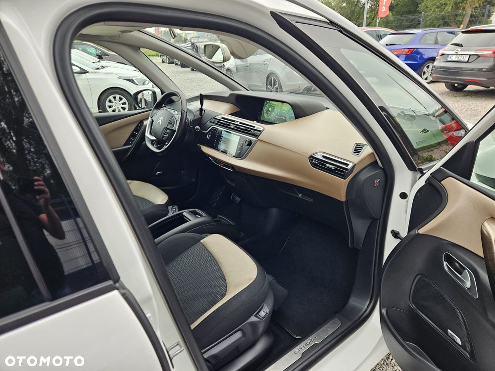 Citroën C4 Grand Picasso BlueHDi 150 EAT6 Exclusive - 33