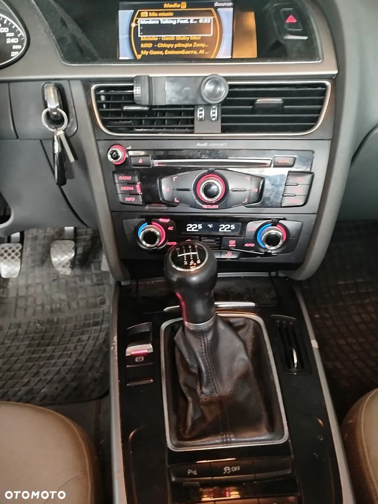 Audi A4 Avant - 2