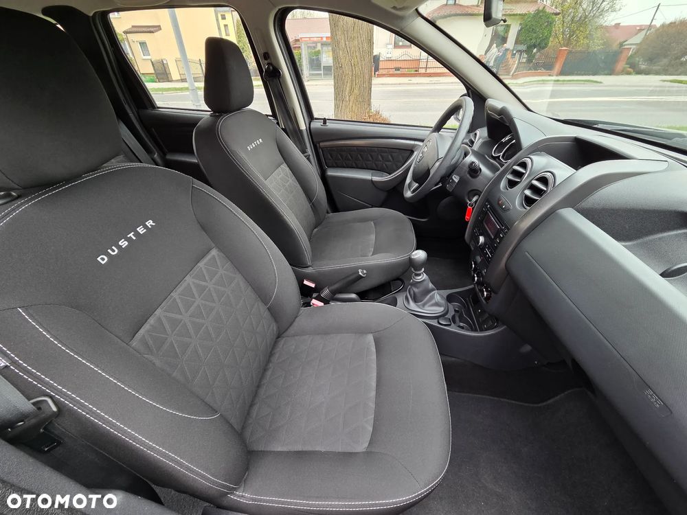 Dacia Duster 1.2 TCe Celebration S&S EU6 - 9