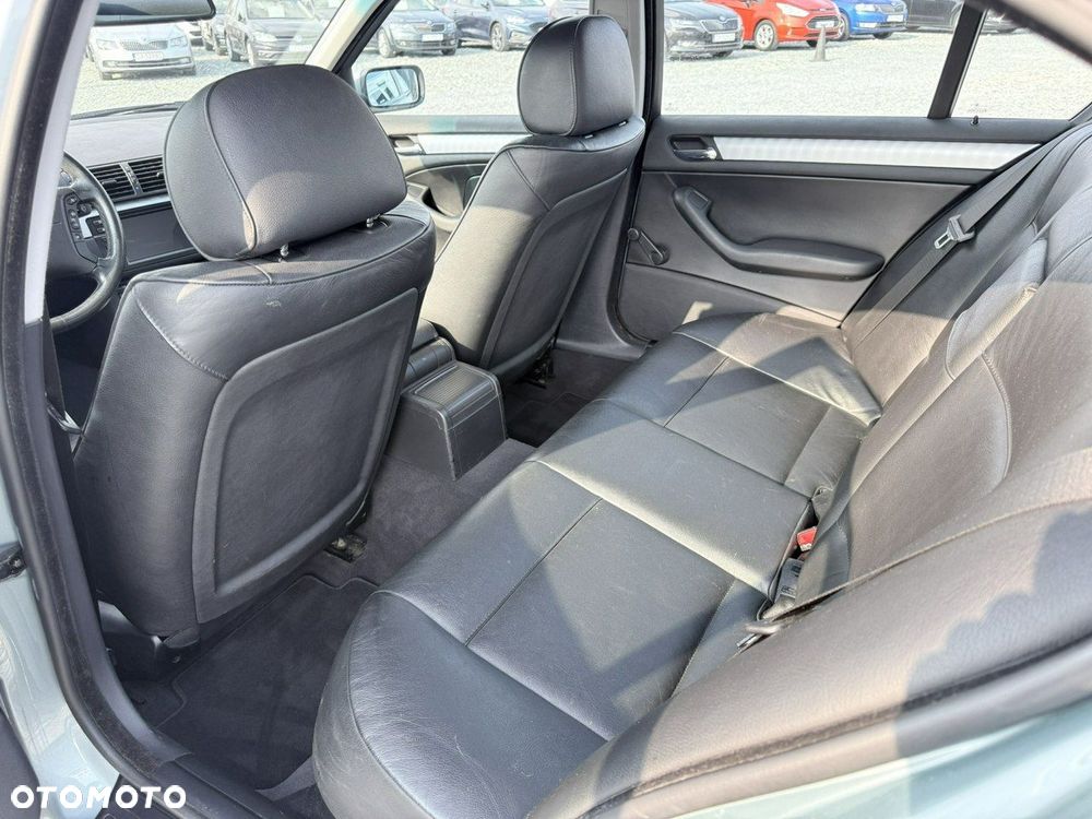 BMW Seria 3 318i - 16