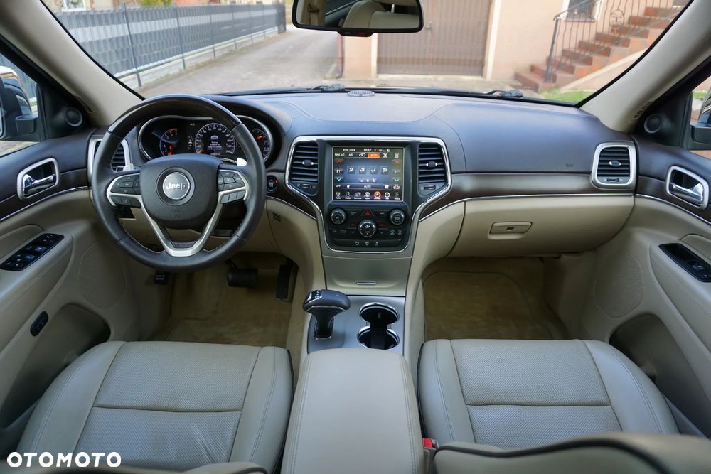 Jeep Grand Cherokee 5.7 V8 Overland - 19