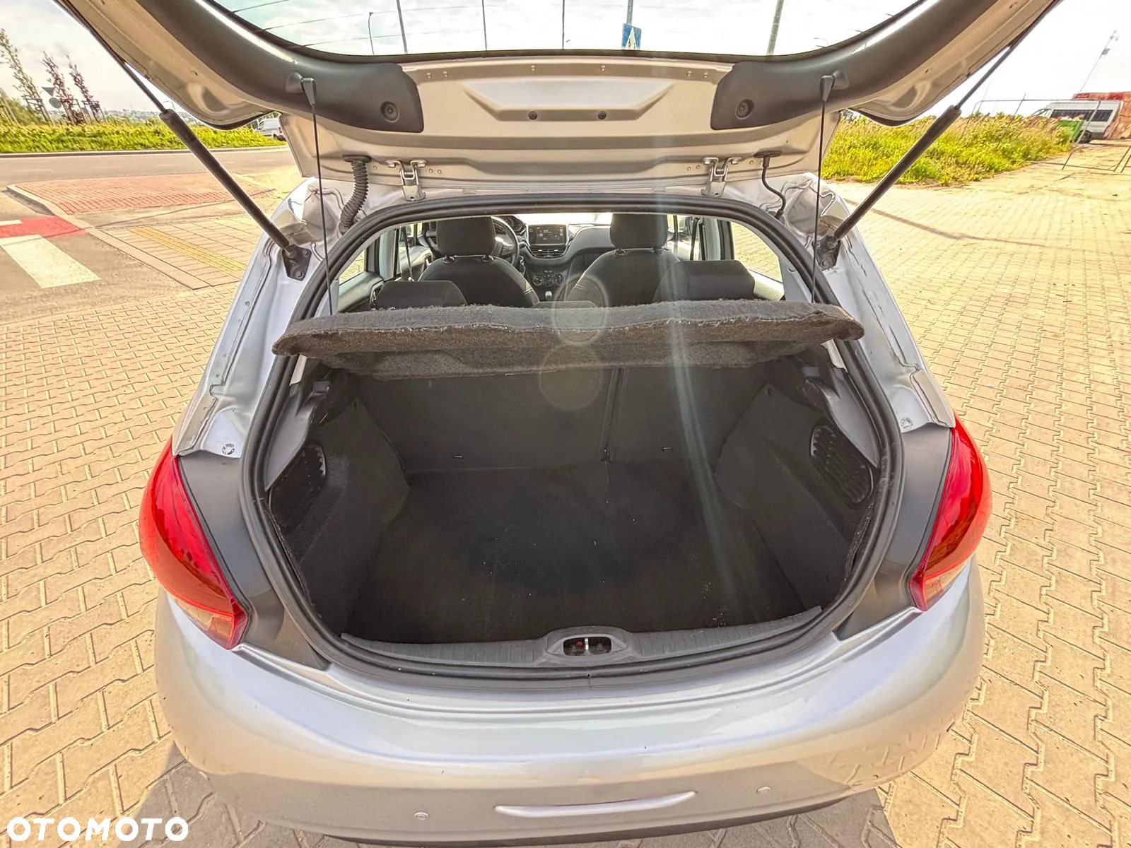 Peugeot 208 1.6 BlueHDi Active - 24