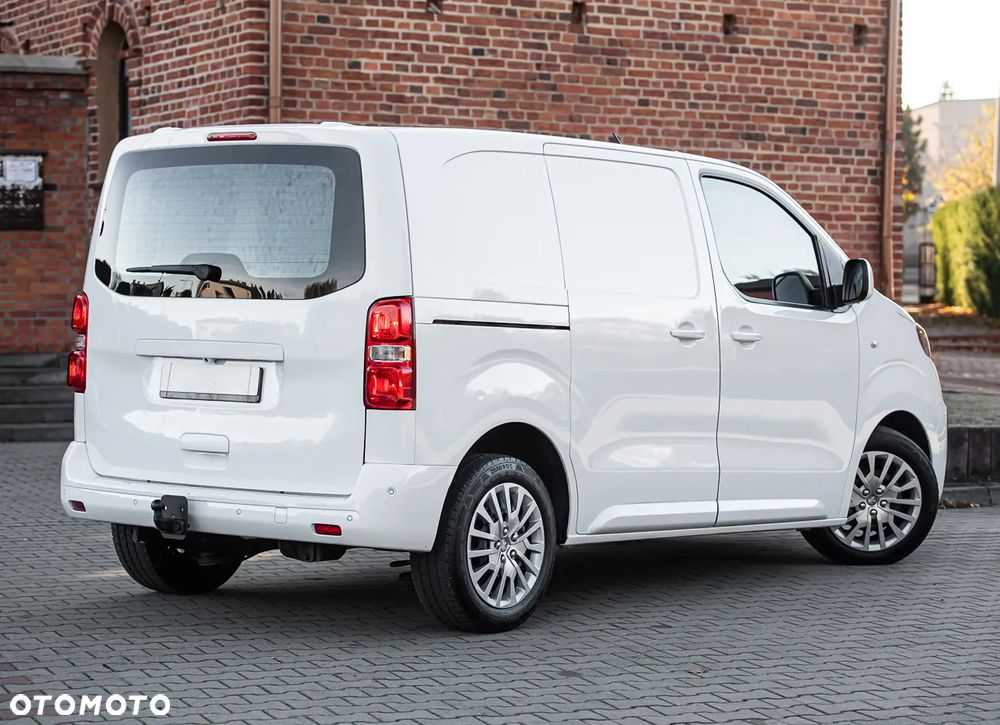 Peugeot Expert 2.0 L1 EAT8 - 13