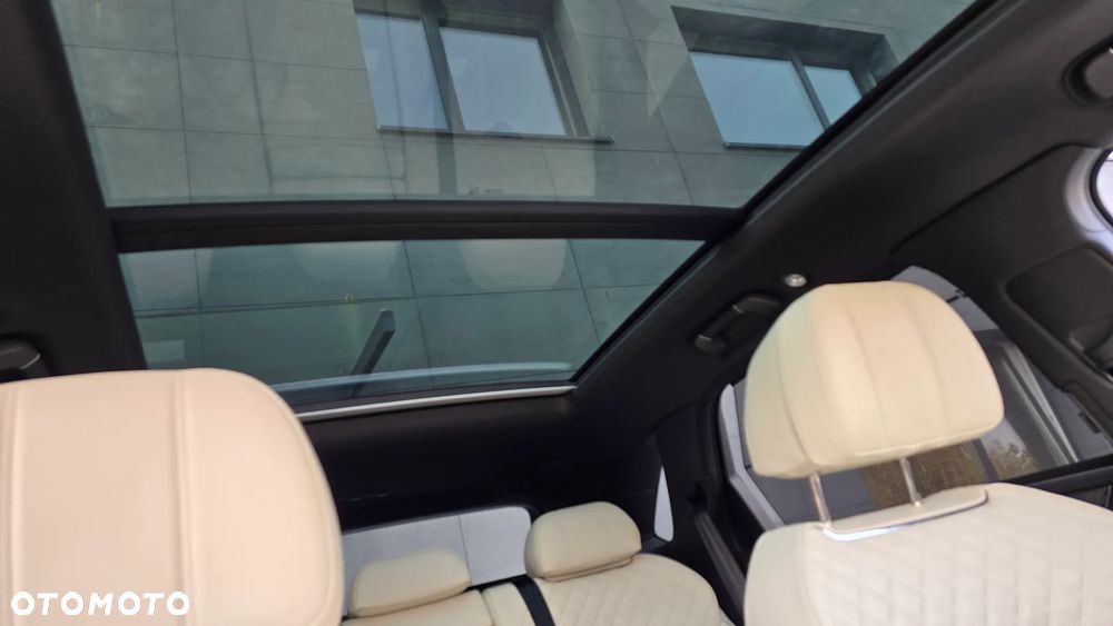 Bentley Bentayga - 16