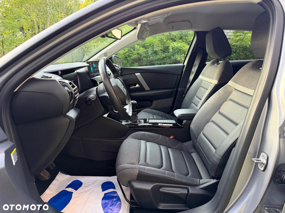 Citroën C4 PureTech 130 Stop&Start C-SERIES - 16