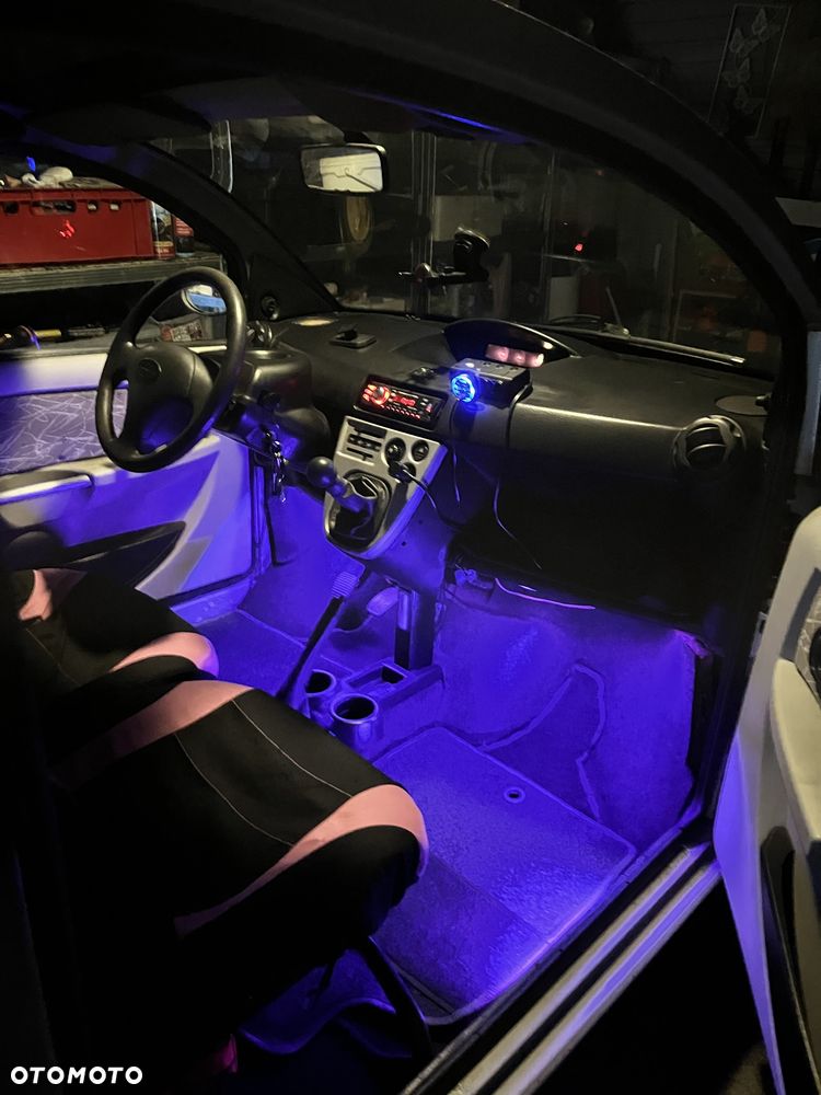 Microcar MC - 8