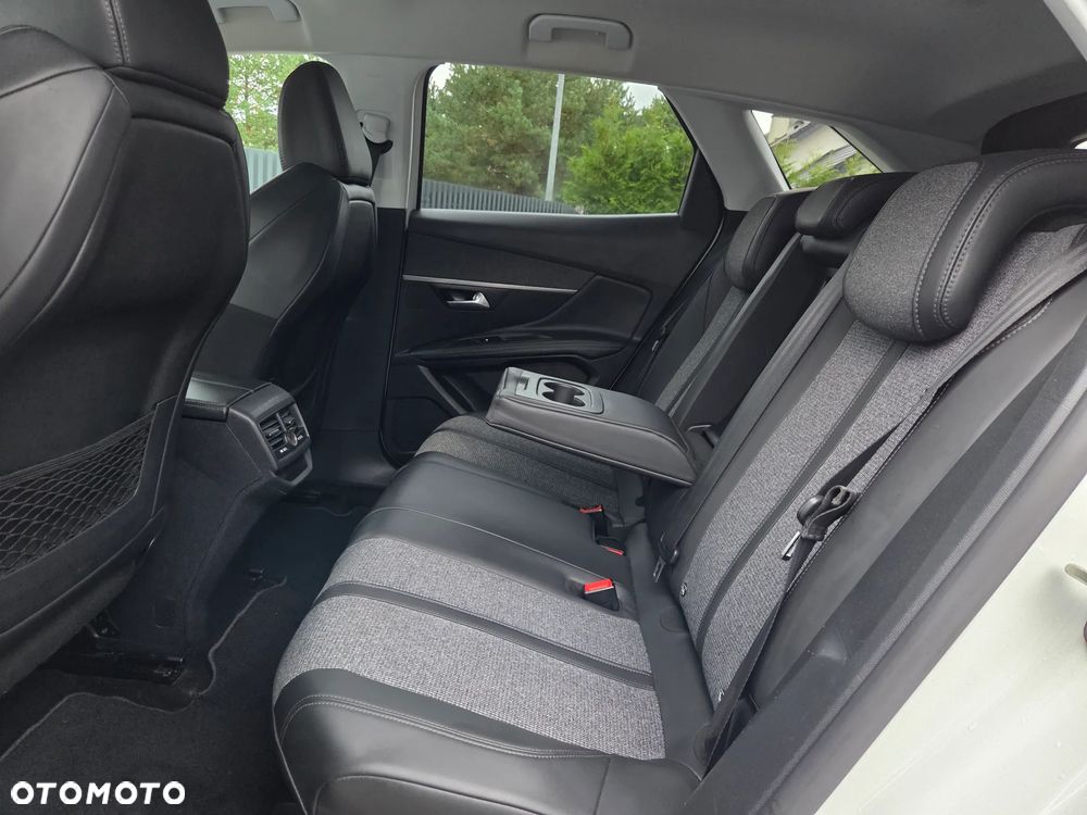 Peugeot 3008 1.6 BlueHDi Allure S&S EAT6 - 15