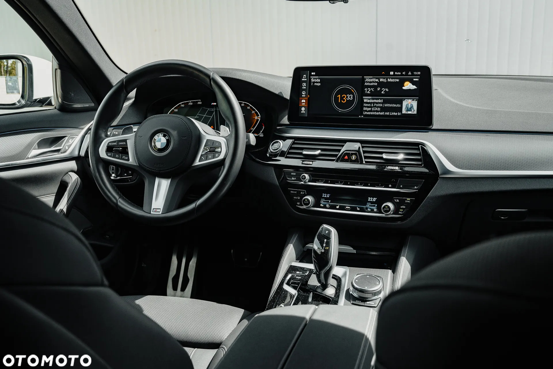 BMW Seria 5 520d xDrive Touring M Sport Edition - 19