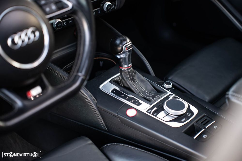 Audi S3 Sportback 2.0 TFSi quattro S tronic - 27