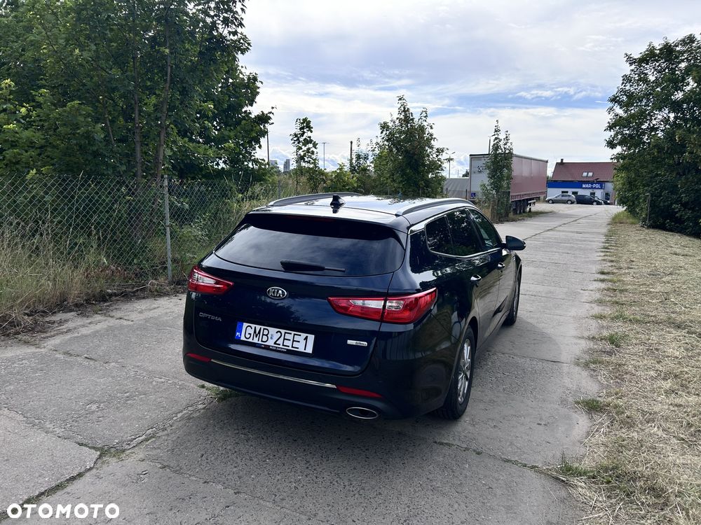 Kia Optima 1.7 CRDI L DCT - 6