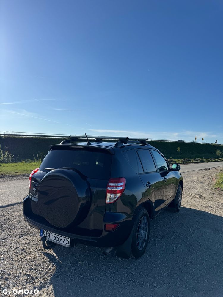 Toyota RAV4 - 9