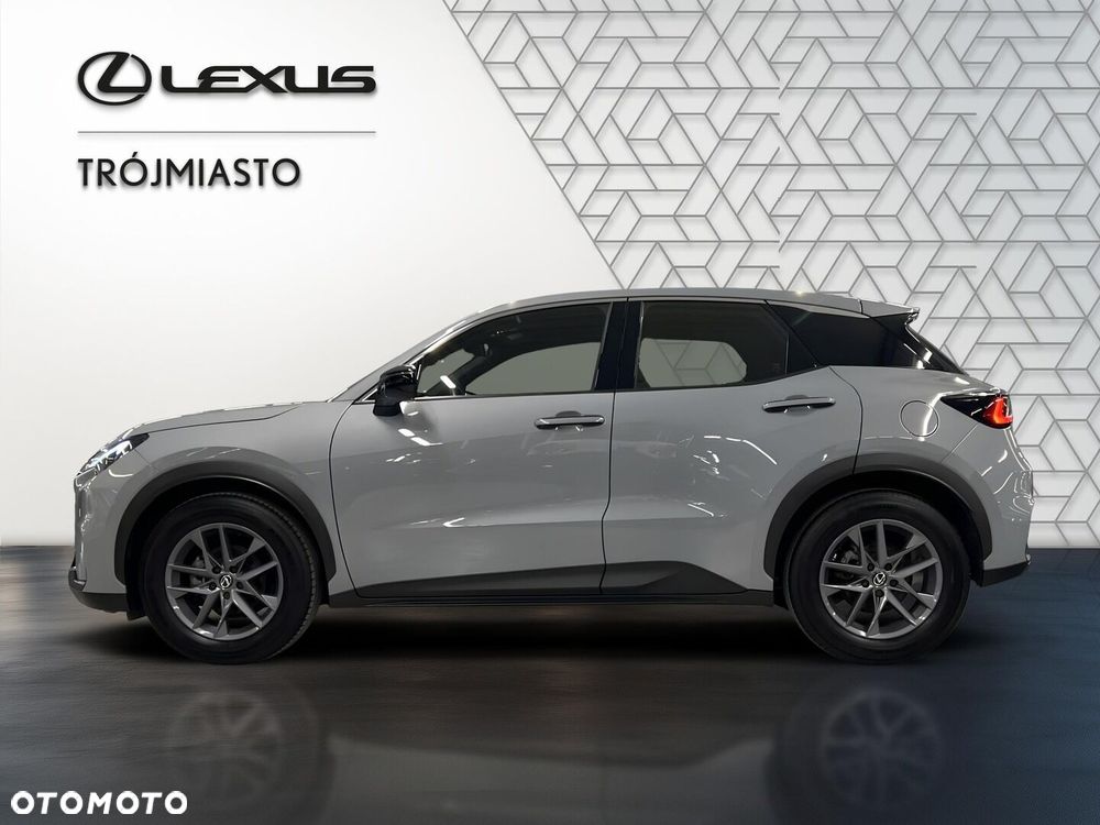 Lexus LBX 2024