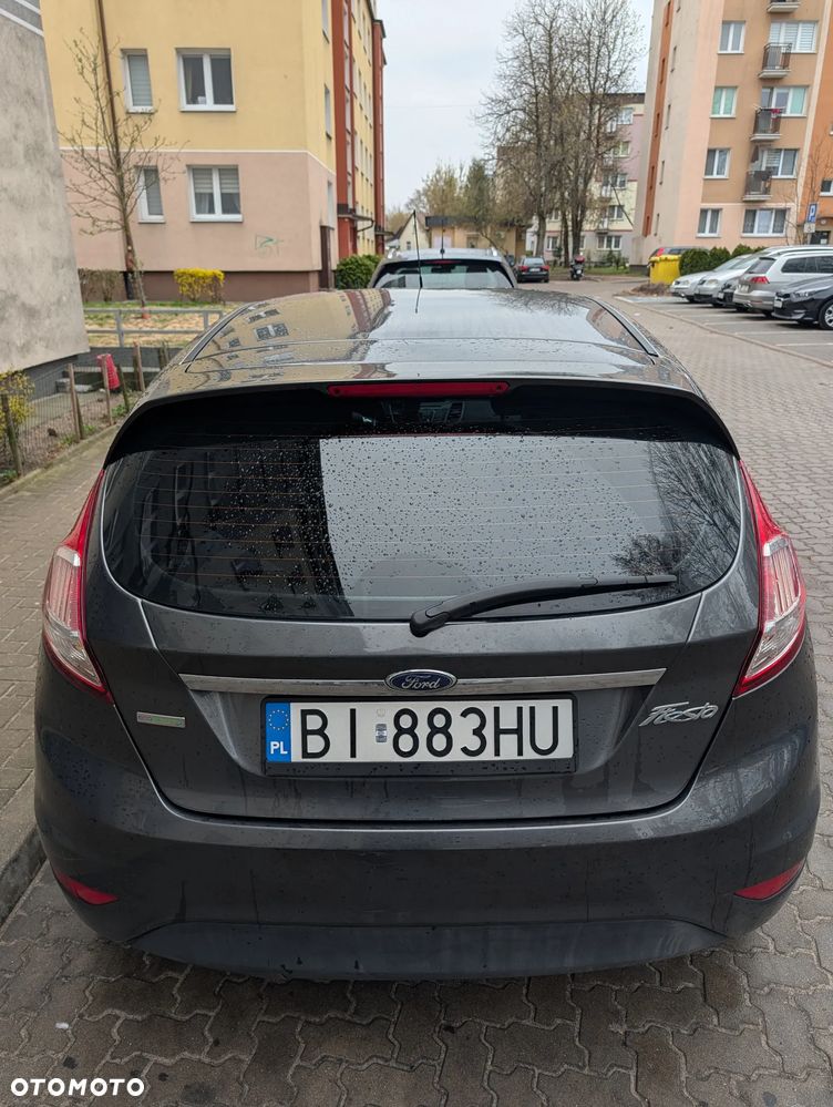 Ford Fiesta - 10