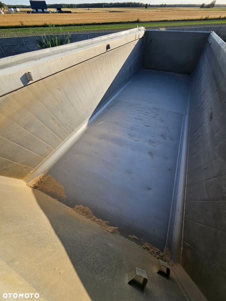 Schmitz Cargobull SKI 24 7 2 - 13