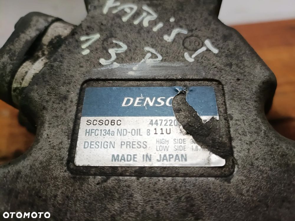 TOYOTA YARIS I 99-05 r. 1,3 l. SPRĘŻARKA kompresor klimatyzacji DENSO * - 4