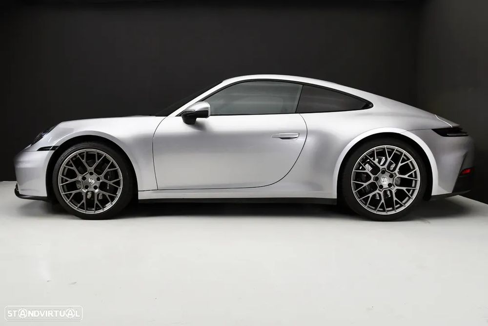 Porsche 911 (992) Carrera - 5