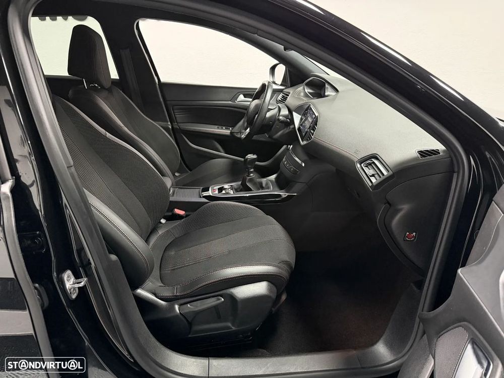 Peugeot 308 1.2 PureTech GT Line - 13