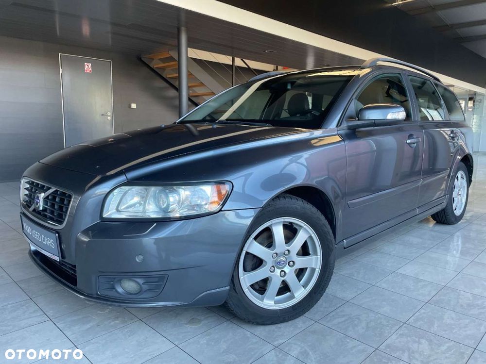 Volvo V50