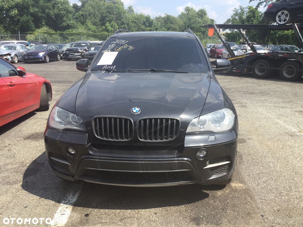 BMW X5 xDrive35i - 36