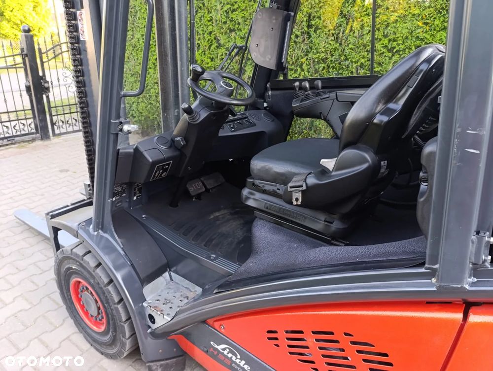 Linde H35T-02 seria 393 - 3