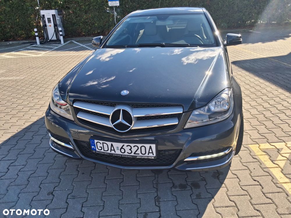 Mercedes-Benz Klasa C 180 (BlueEFFICIENCY) - 4