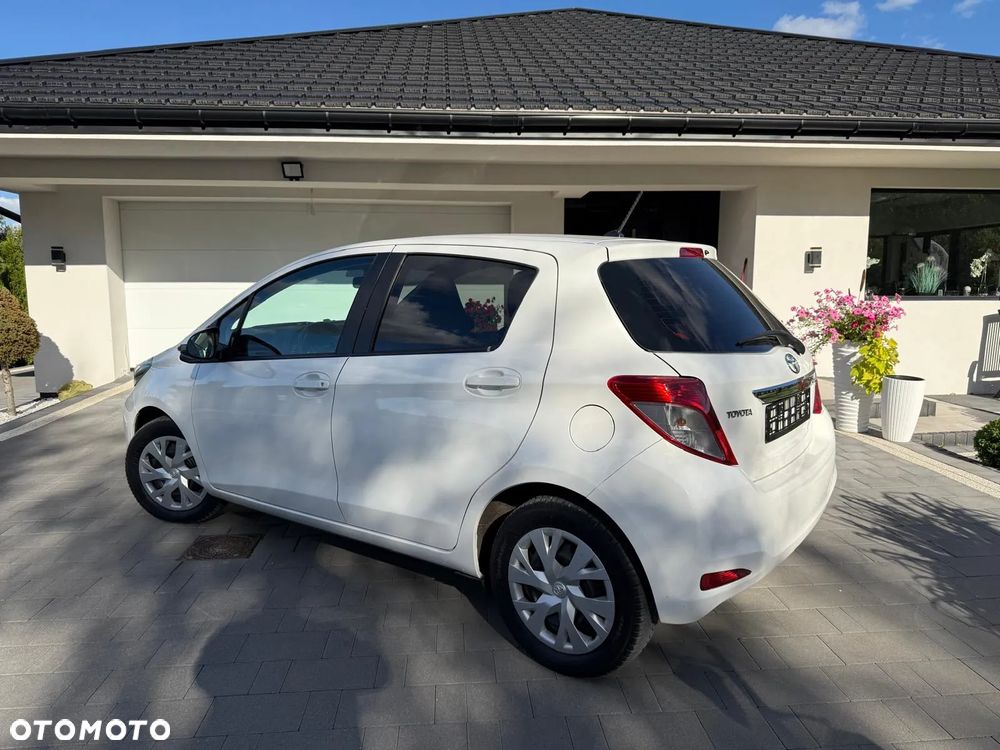 Toyota Yaris 1.0 VVT-i - 6