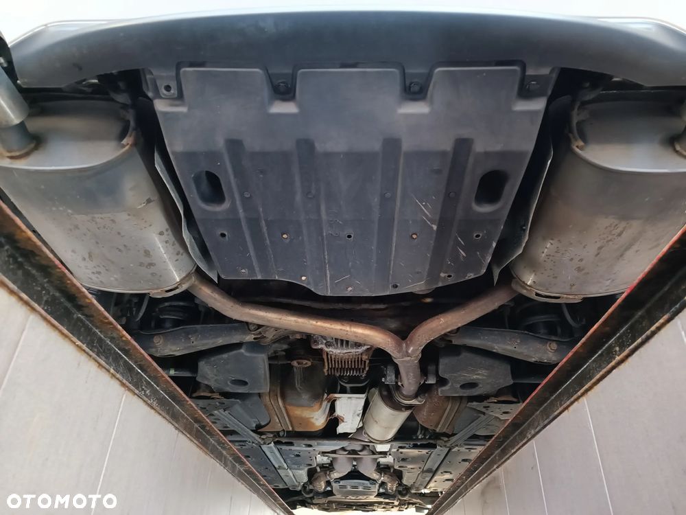 Lexus GS 450h Luxury Line - 33