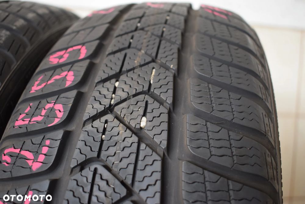 R17 205/60 Pirelli Sottozero 3 * - 3