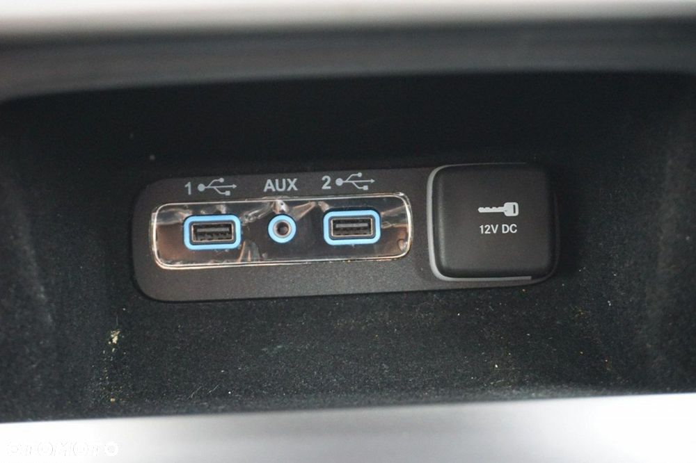 Jeep Grand Cherokee - 21