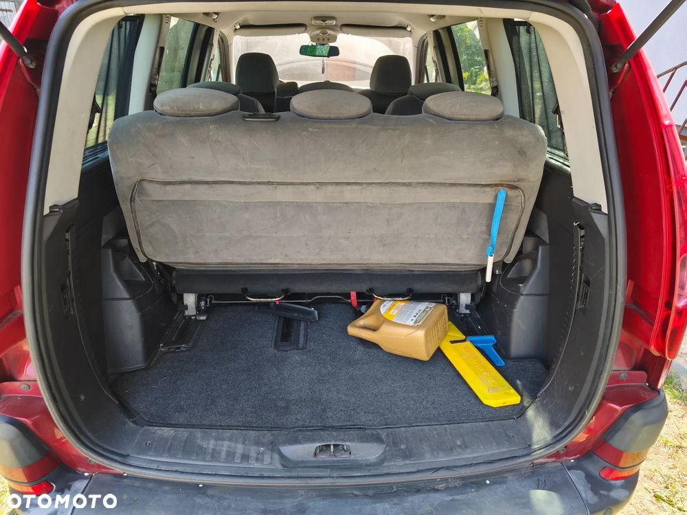 Citroën C8 2.0 HDi SX - 13