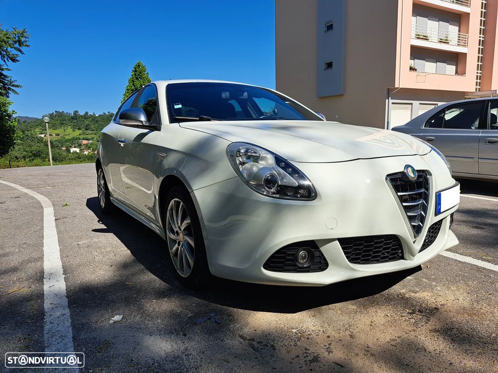 Alfa Romeo Giulietta - 1