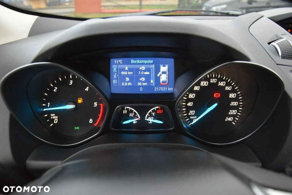 Ford Kuga 2.0 TDCi 4x4 Titanium - 34