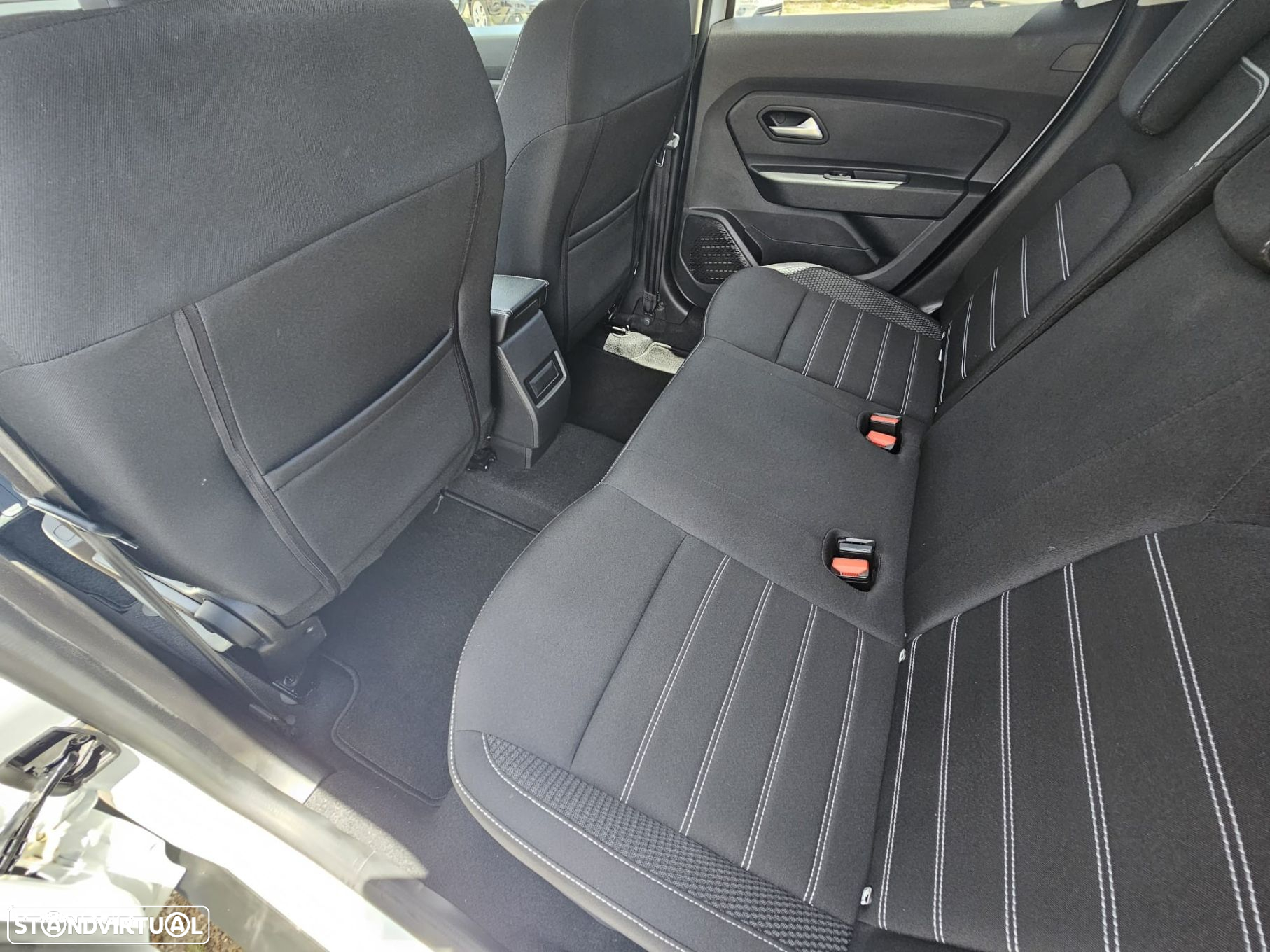Dacia Duster 1.0 TCe ECO-G Journey+ Up&Go Bi-Fuel - 24
