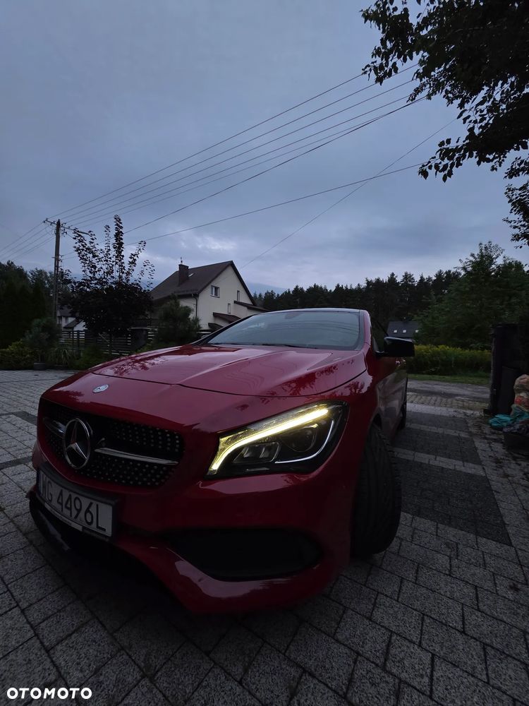 Mercedes-Benz CLA 200 7G-DCT - 1