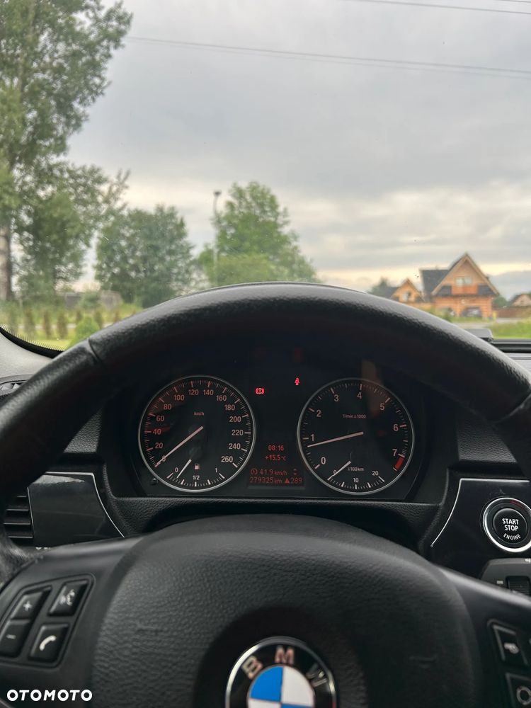 BMW Seria 3 320i - 11
