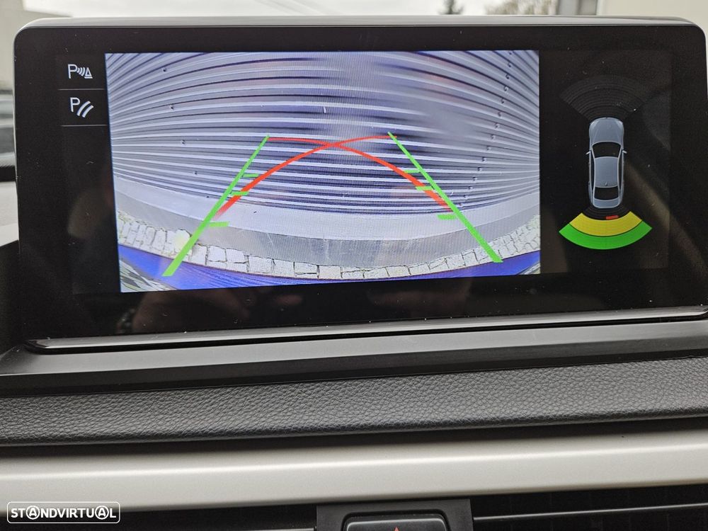 BMW 318 d Touring Sport - 22