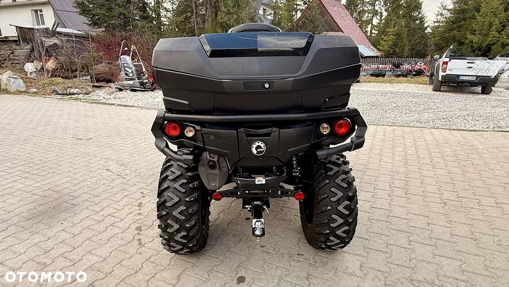 Can-Am Outlander Max - 8