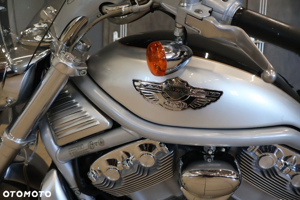 Harley-Davidson V-Rod Night Rod - 30