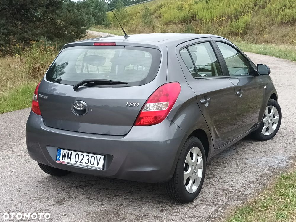 Hyundai i20 - 14