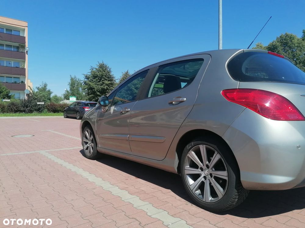Peugeot 308 e-HDi FAP 110 Stop&Start Allure - 2