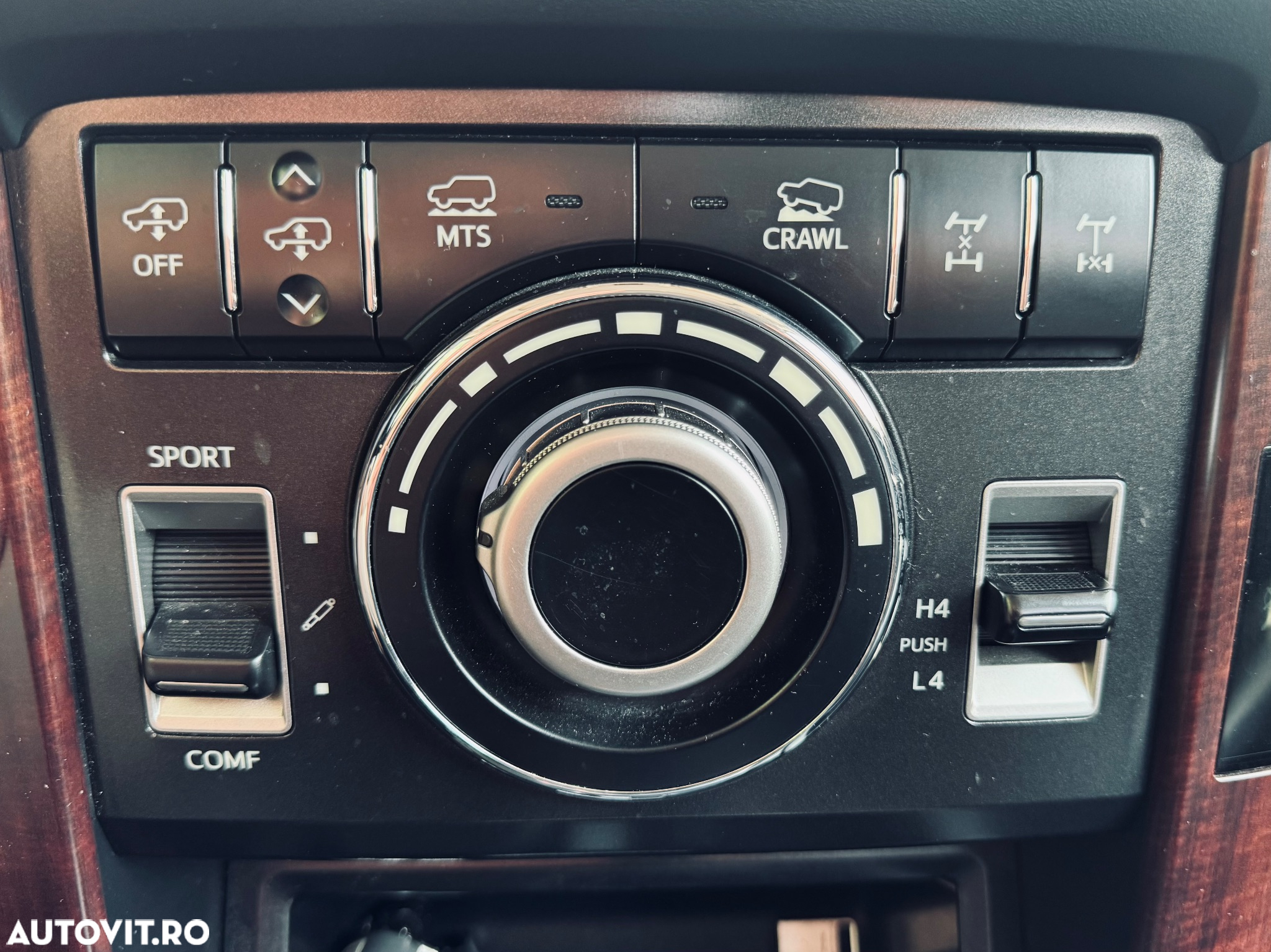 Toyota Land Cruiser 2.8l Turbo D-4D Aut. Luxury - 28